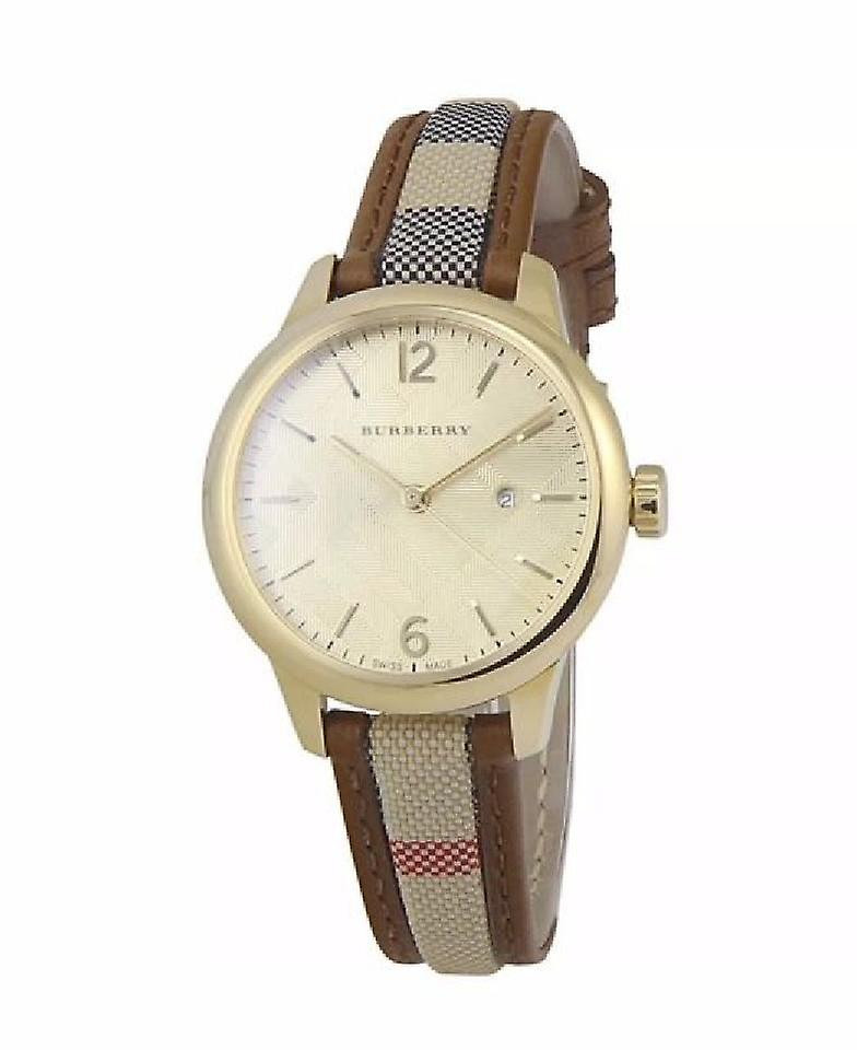 Burberry watch deals brown leather strap